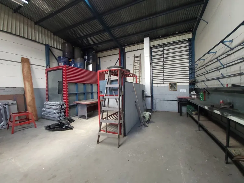2 Bed Commercial For Sale in San Jose — photo 4