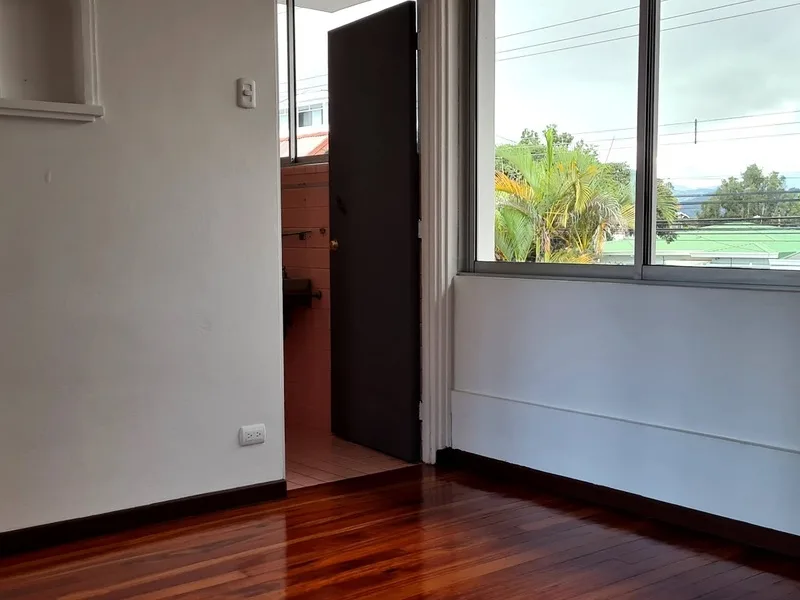 13 Bed Commercial To Rent in San Pedro — photo 5