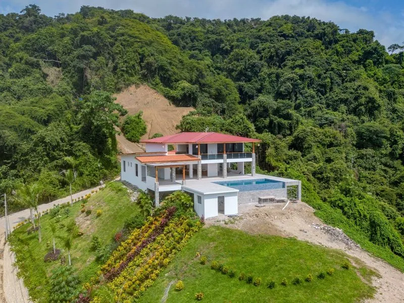 4 Bed Single Family Homes For Sale in Samara