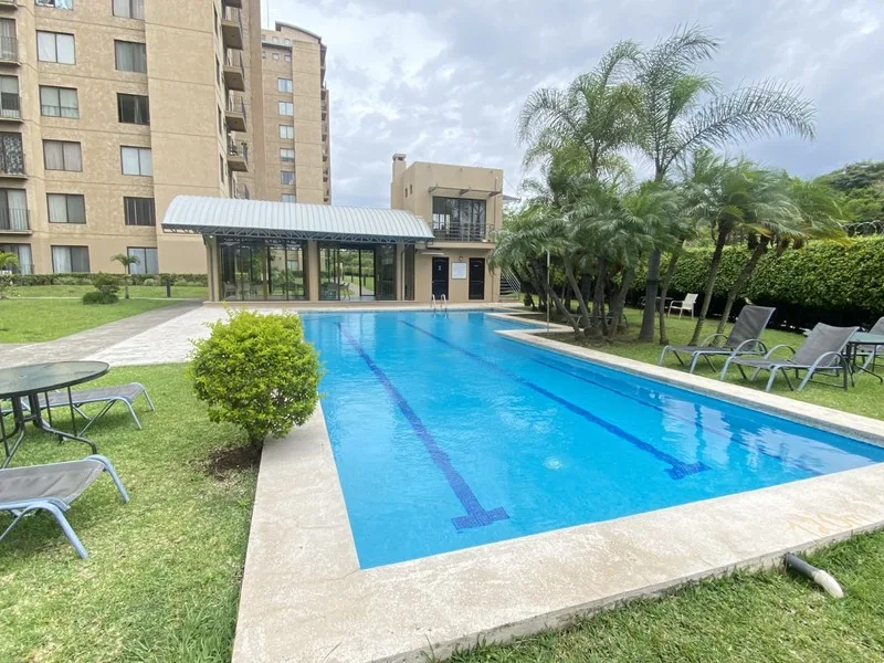 2 Bed Condo For Sale in San Jose