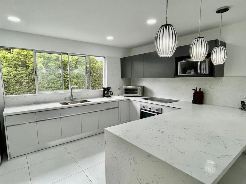 3 Bed Single Family Homes For Sale in Santa Ana