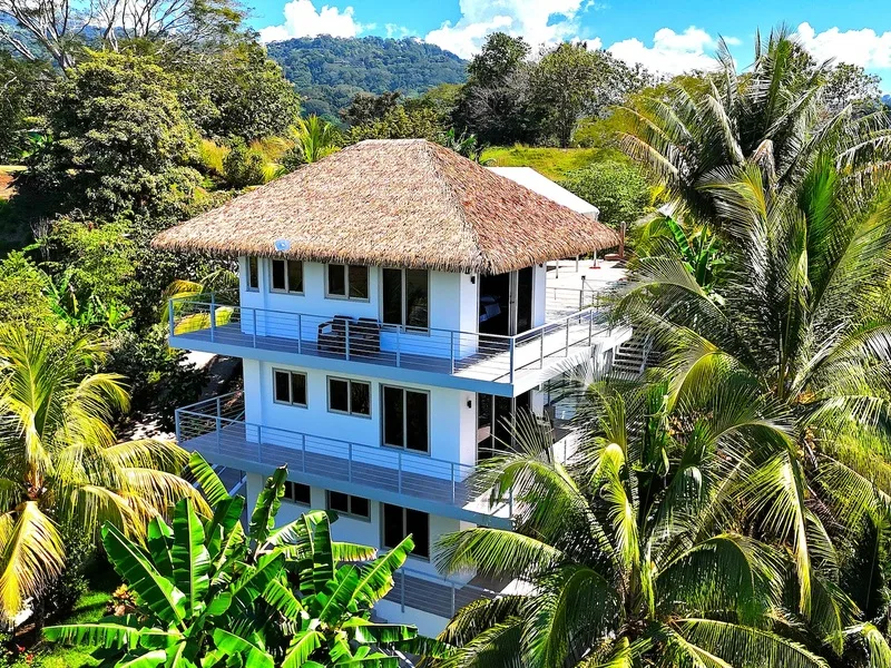 3 Bed Single Family Homes For Sale in Dominical