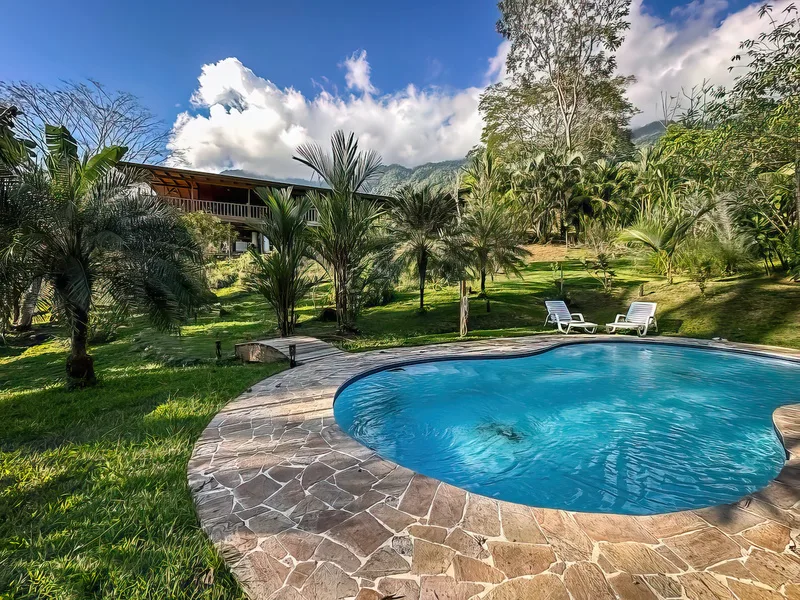 4 Bed Hotel / Leisure For Sale in Ojochal