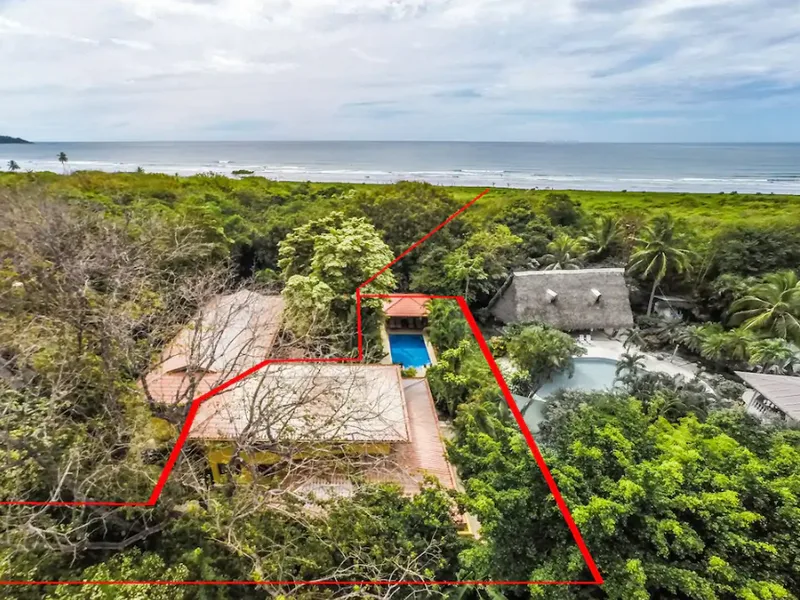 5 Bed Condo For Sale in Nosara
