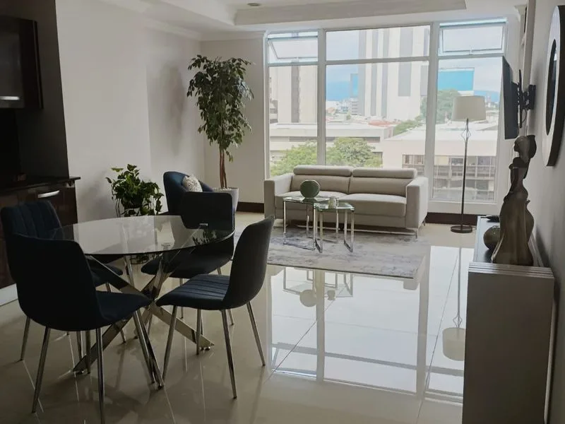 2 Bed Apartment For Sale in Sabana Sur — photo 3