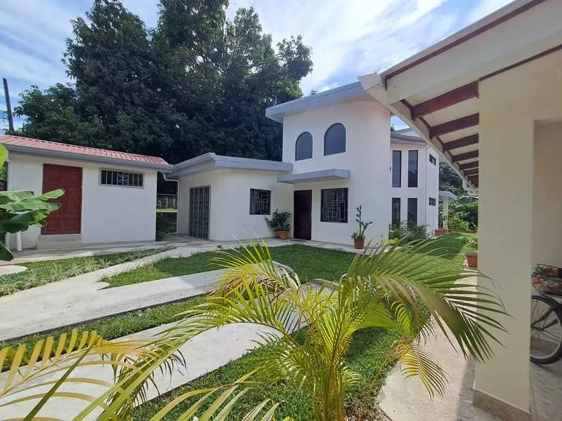 5 Bed Single Family Homes For Sale in Samara