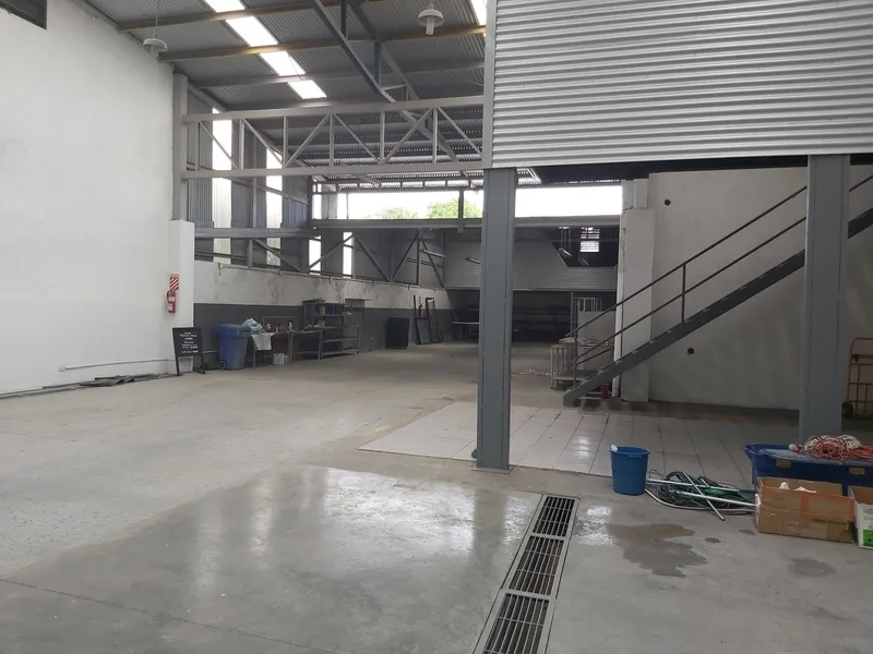 2 Bed Commercial For Sale in San Jose — photo 5