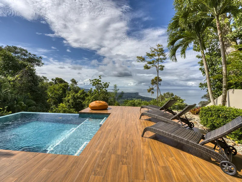 4 Bed Single Family Homes For Sale in Uvita