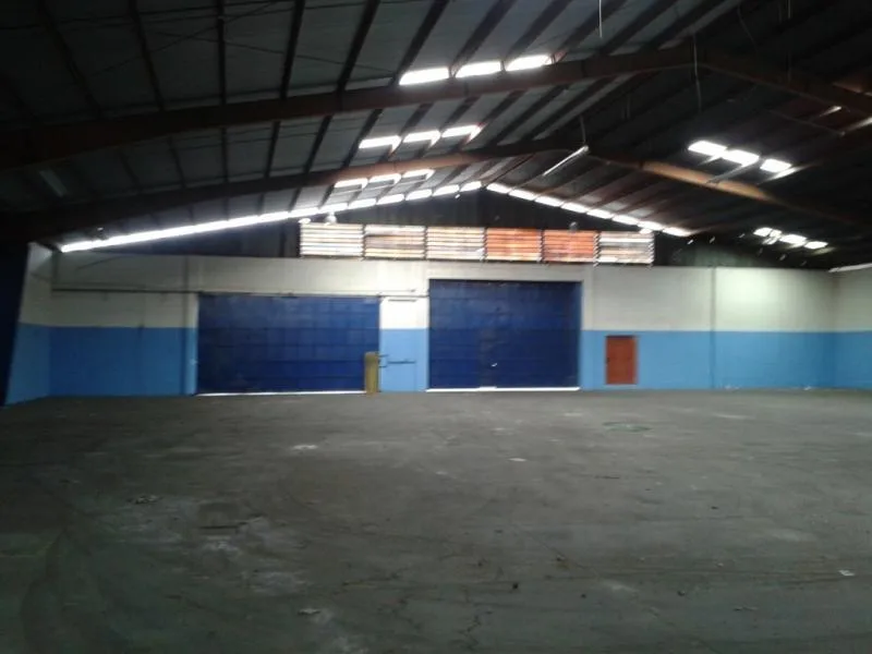 1 Bed Commercial To Rent in Tibas — photo 5