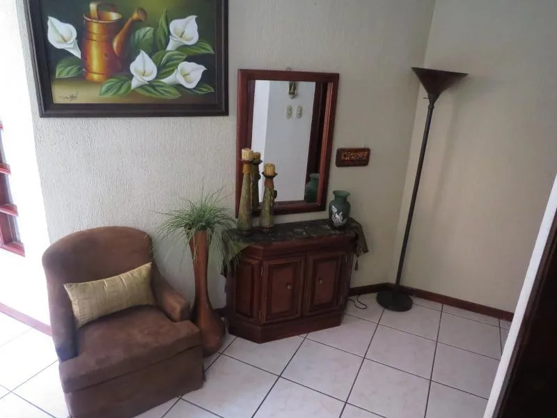 3 Bed Single Family Homes For Sale in Escazu