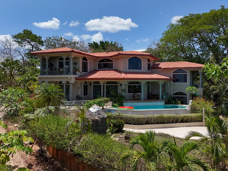 4 Bed Single Family Homes For Sale in Nosara