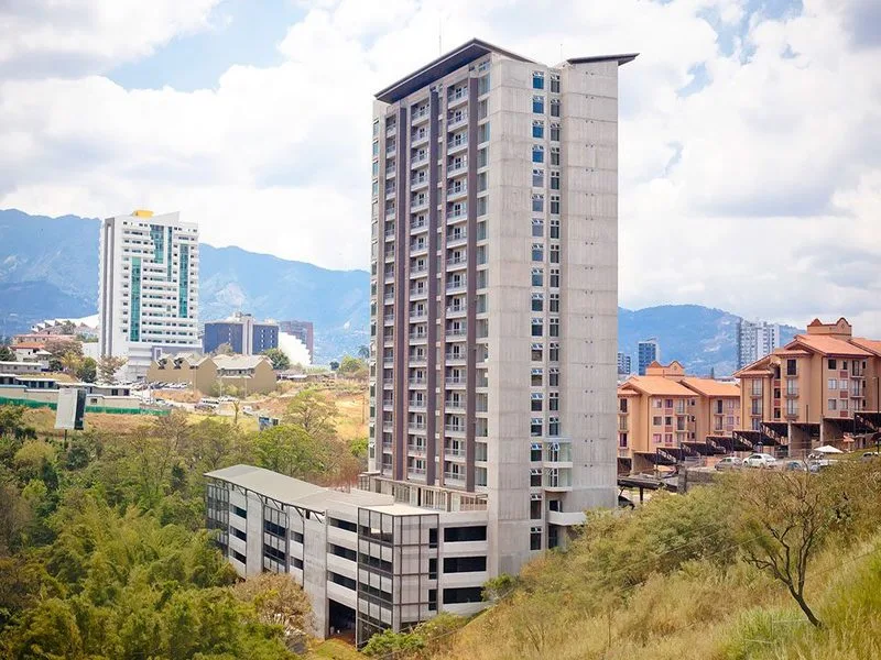 2 Bed Condo For Sale in Uruca