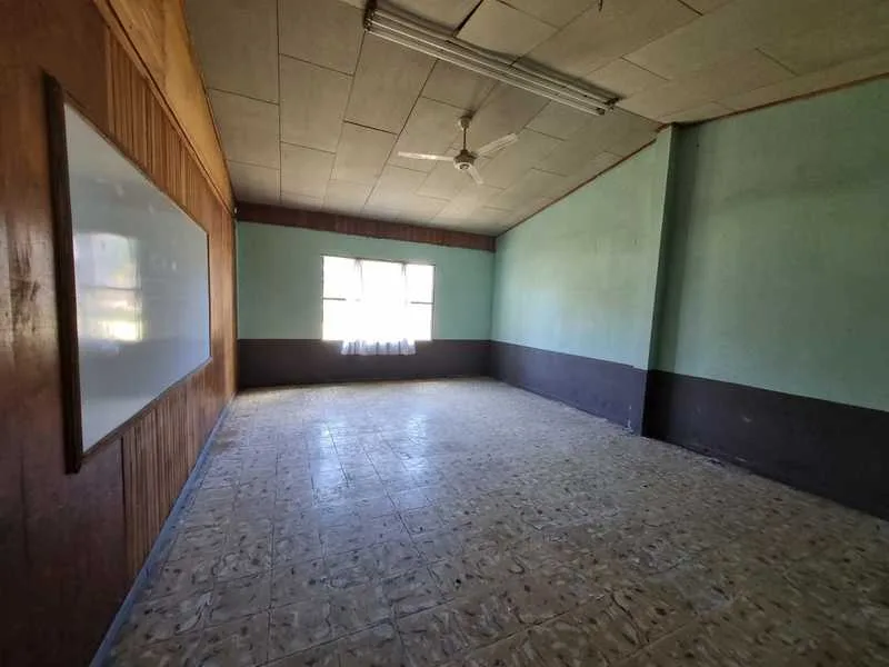 8 Bed Commercial For Sale in San Rafael — photo 5
