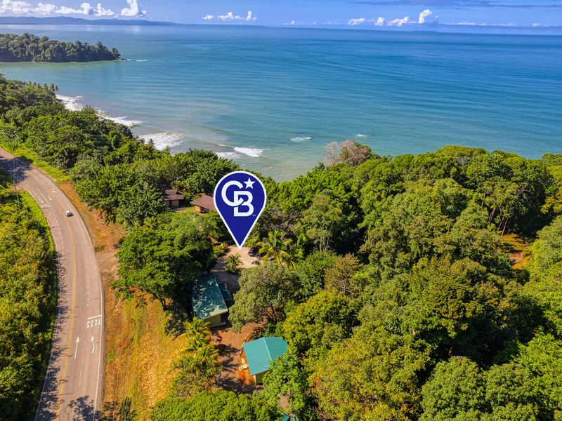 13 Bed Hotel / Leisure For Sale in Uvita