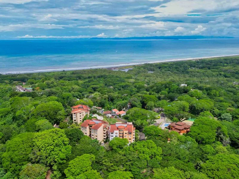 2 Bed Condo For Sale in Jaco
