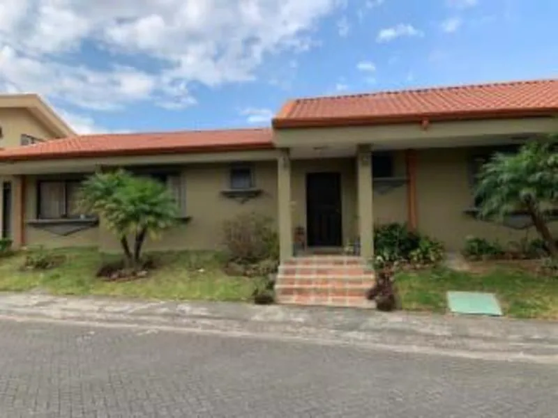 3 Bed Condo For Sale in Montes de Oca — photo 2