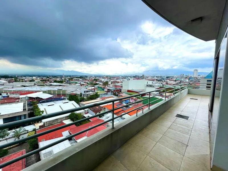 3 Bed Condo For Sale in La Sabana — photo 5