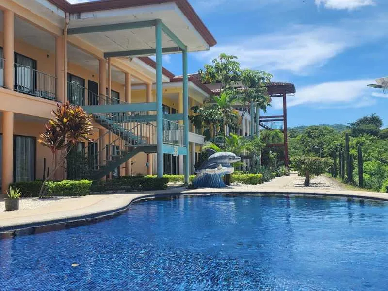 2 Bed Condo For Sale in Playas Del Coco