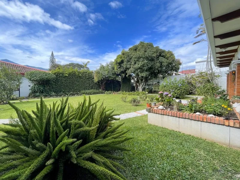5 Bed Single Family Homes For Sale in Bello Horizonte