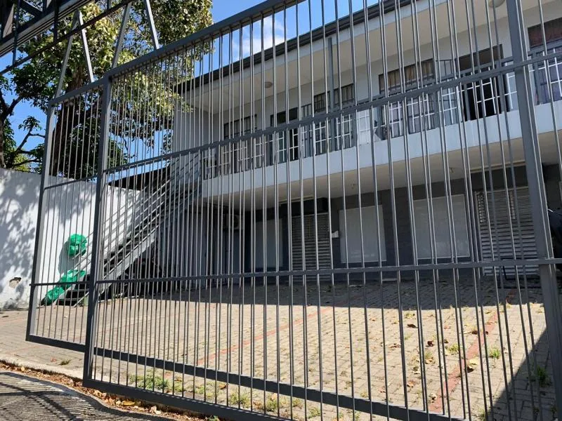 8 Bed Commercial For Sale in Santa Ana