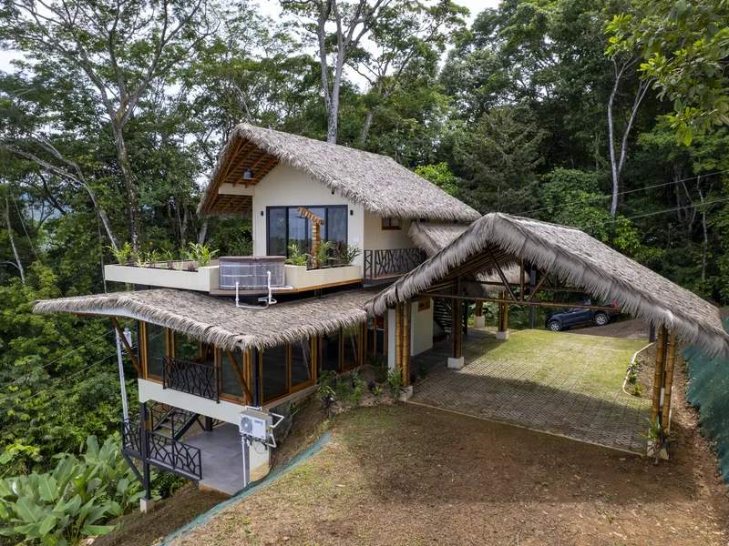 3 Bed Single Family Homes For Sale in Dominical
