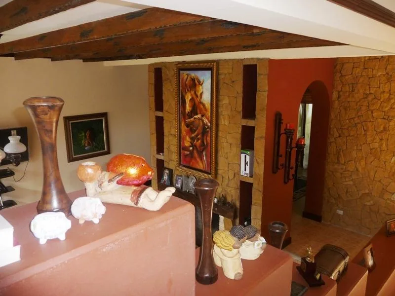 5 Bed Condo For Sale in Curridabat