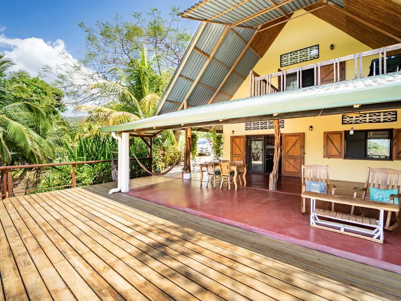 5 Bed Single Family Homes For Sale in Samara