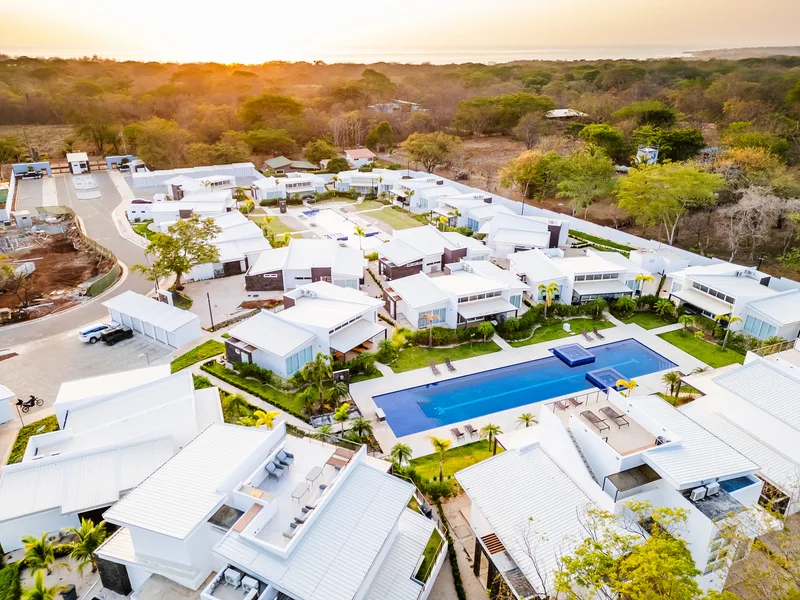 3 Bed Condo For Sale in Avellanas
