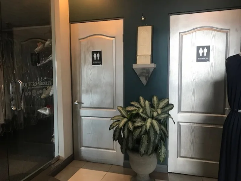 8 Bed Commercial To Rent in San Jose