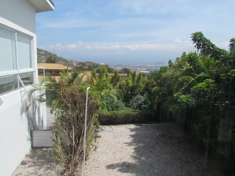 4 Bed Single Family Homes For Sale in Escazu