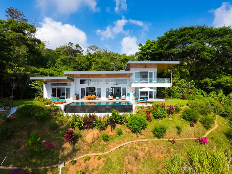 3 Bed Single Family Homes For Sale in Dominical