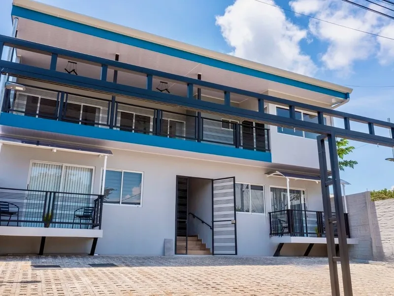 12 Bed Apartment For Sale in Atenas