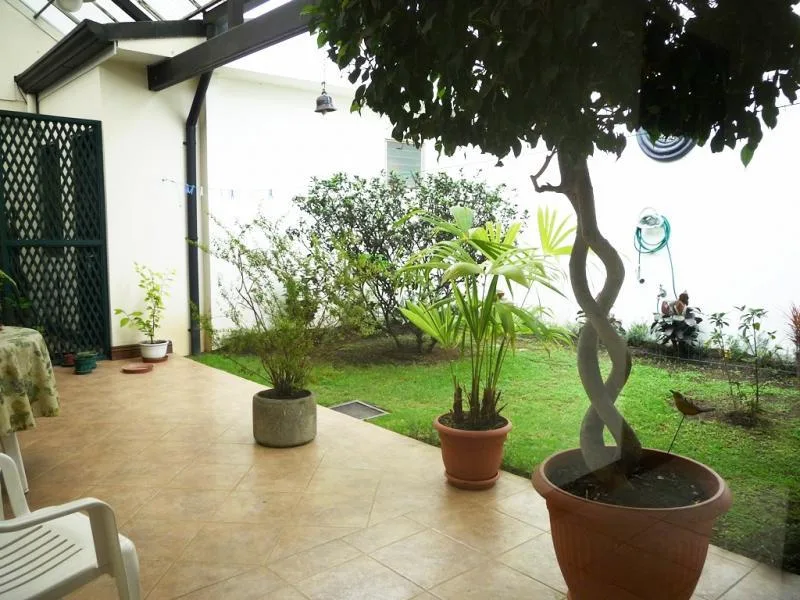 Viví con comodidad y seguridad en esta espaciosa casa de dos plantas, ubicada en un residencial tranquilo de San Pedro, a pocos minutos de reconocidas universidades y con fácil acceso ... — photo 3