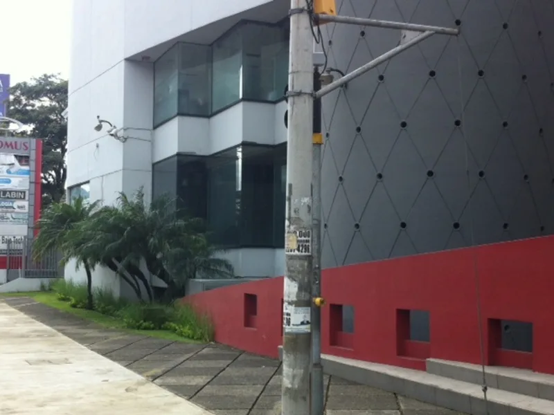 4 Bed Commercial To Rent in Curridabat