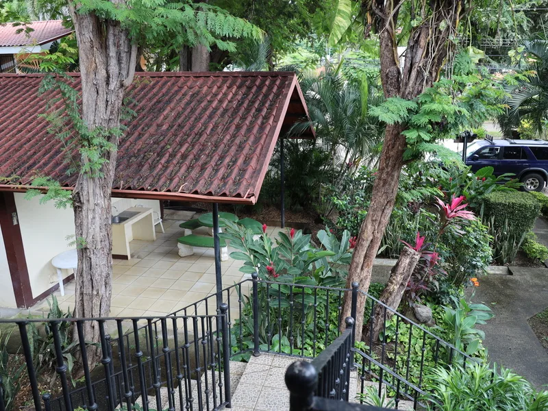 2 Bed Condo To Rent in Playas Del Coco