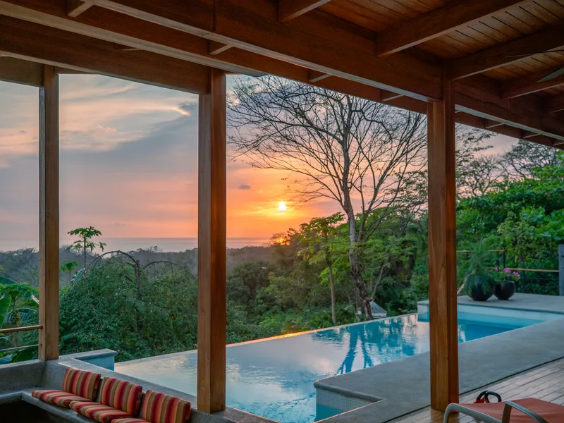 5 Bed Single Family Homes To Rent in Playa Pelada
