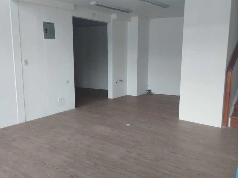 1 Bed Commercial To Rent in Escazu