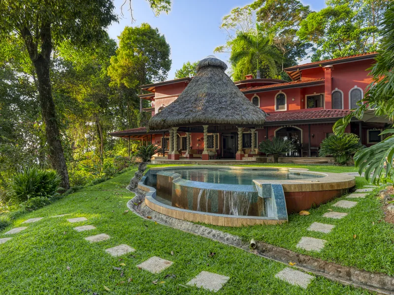 4 Bed Single Family Homes For Sale in Dominical