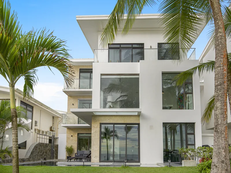 6 Bed Single Family Homes For Sale in Jaco