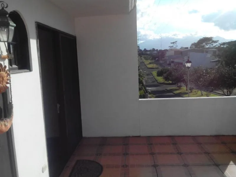 8 Bed Commercial For Sale in Montes de Oca