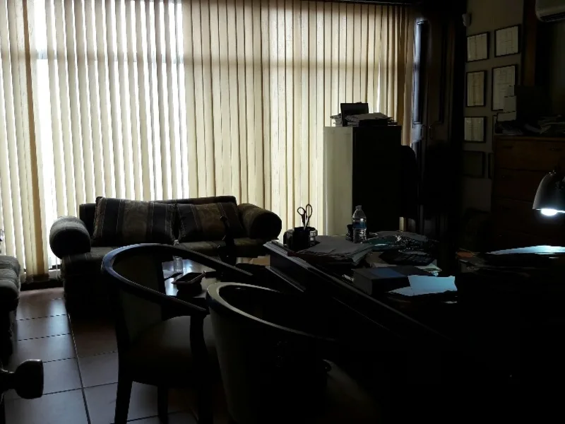2 Bed Commercial For Sale in San Jose — photo 3