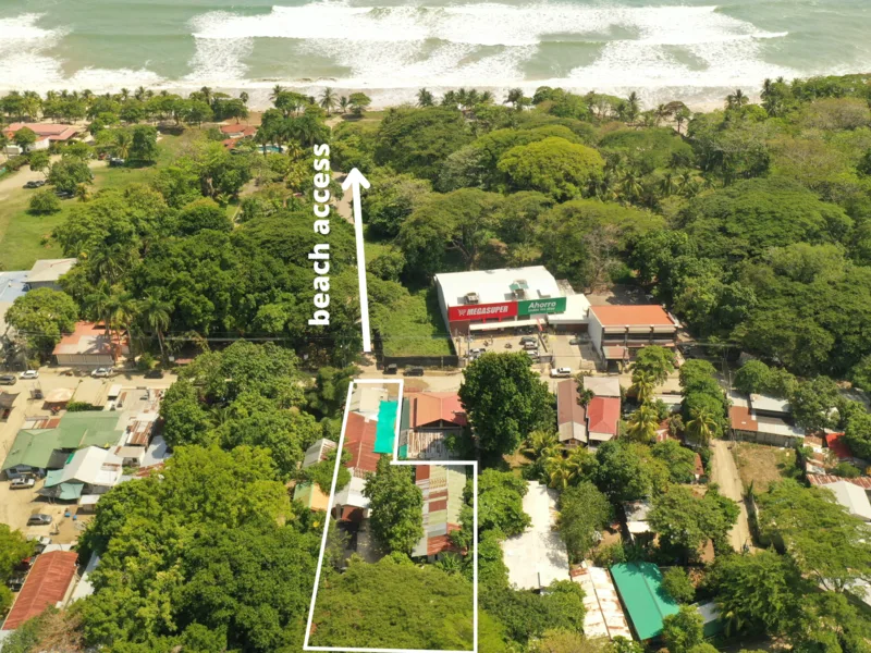 7 Bed Land For Sale in Santa Teresa