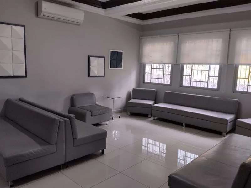 10 Bed Commercial To Rent in San Jose — photo 2