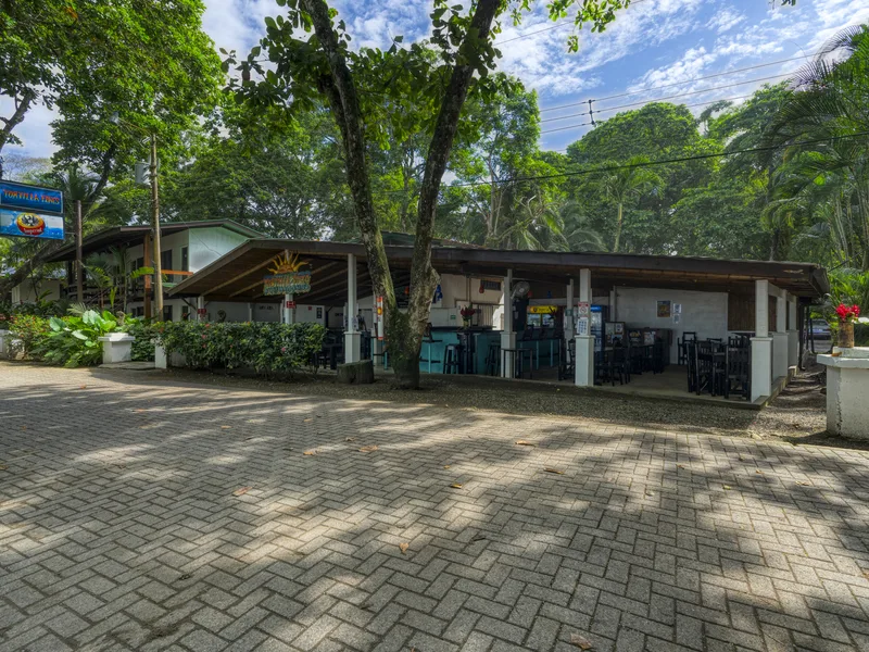 10 Bed Hotel / Leisure For Sale in Dominical