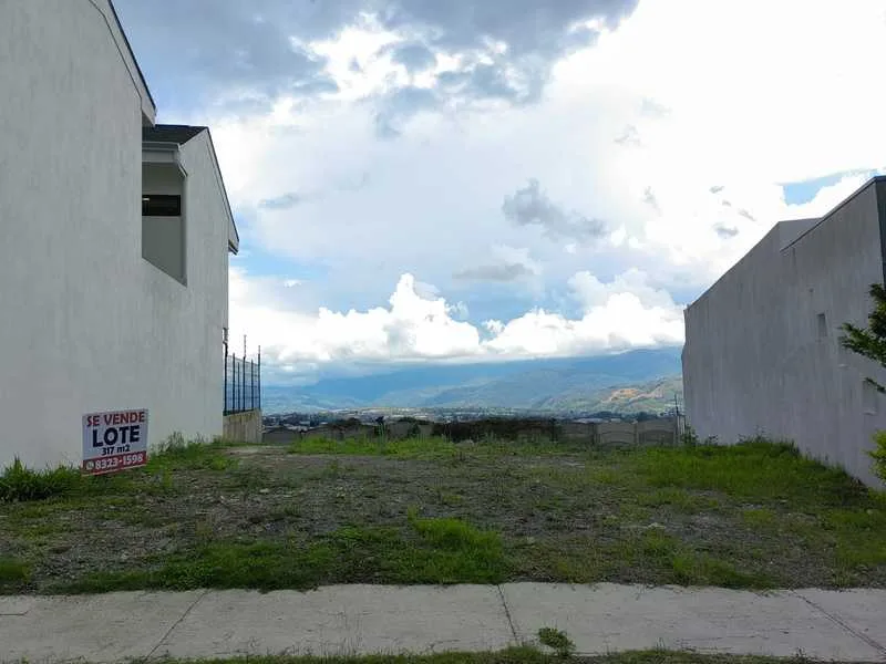 Land For Sale in Cot