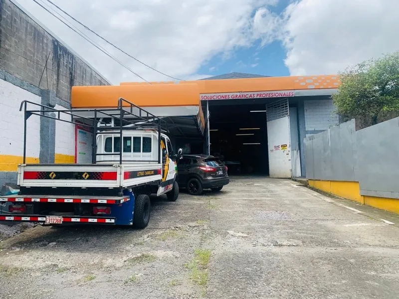1 Bed Commercial For Sale in Uruca — photo 2