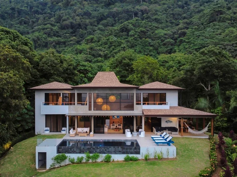 5 Bed Single Family Homes For Sale in Dominical
