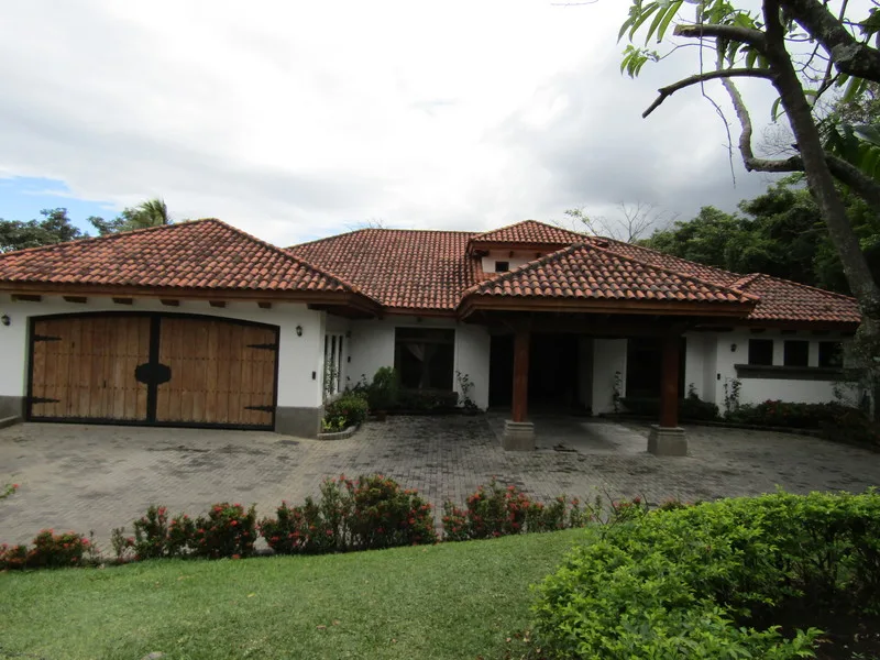 5 Bed Single Family Homes For Sale in Santa Ana