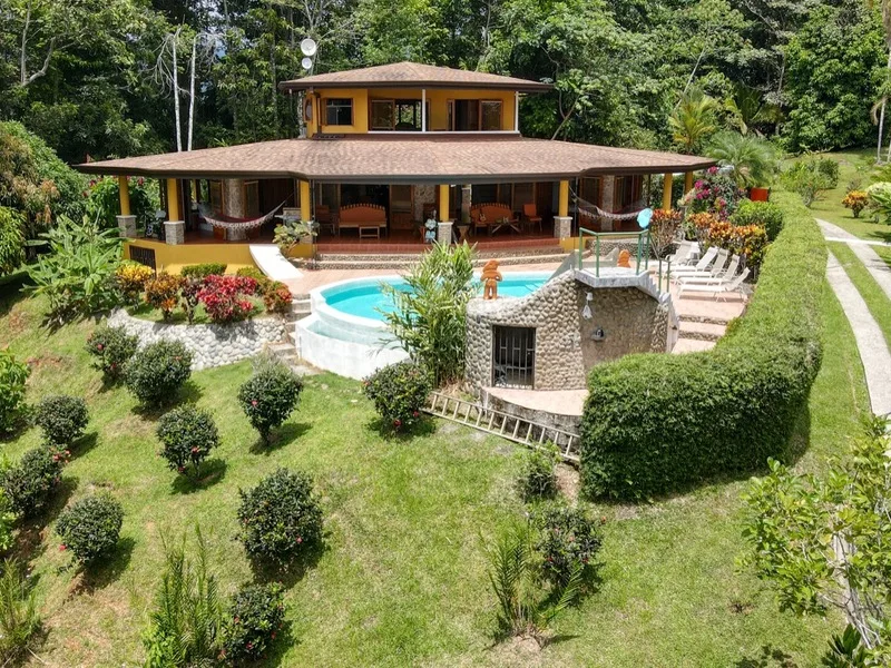 3 Bed Single Family Homes For Sale in Uvita