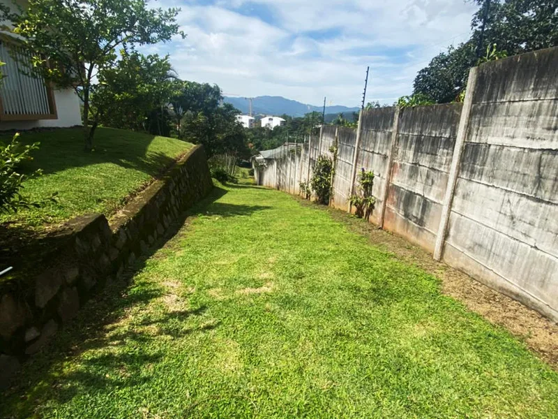 3 Bed Land For Sale in Curridabat
